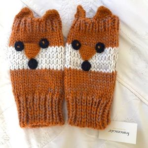 Francesca’s fox fingerless mittens